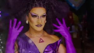 Backdrop to the movie "Neon Purple" #368841