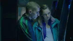 Backdrop to the movie "Sole" #657761