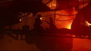 Backdrop to the movie "Mortal Engines" #793814