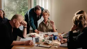 Backdrop to the movie "Sentimental Value" #761197