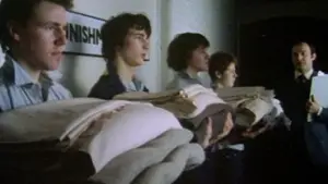 Backdrop to the movie "Scum" #725064