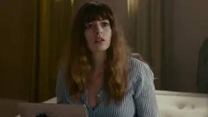Backdrop to the movie "Colossal" #870900