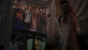 Backdrop to the movie "Carrie" #736235