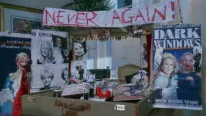 Backdrop to the movie "Death Becomes Her" #715625