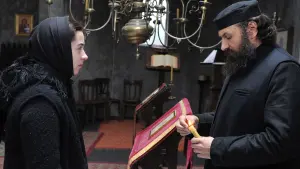 Backdrop to the movie "Beyond the Hills" #469129