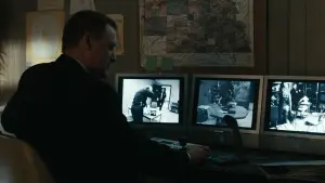 Backdrop to the movie "Surveillance" #310401