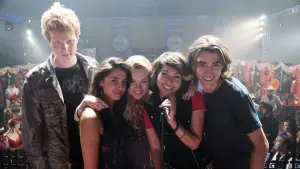 Backdrop to the movie "Lemonade Mouth" #728082