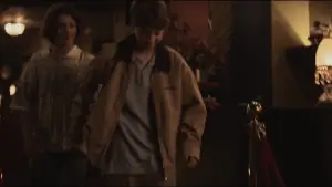 Backdrop to the movie "Young Hearts" #801077