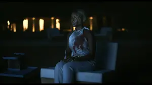 Backdrop to the movie "Glass Onion: A Knives Out Mystery" #592391