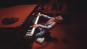 Backdrop to the movie "Elton John: Never Too Late" #792372