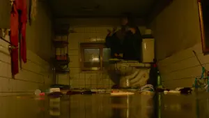 Backdrop to the movie "Parasite" #525786