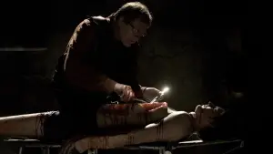 Backdrop to the movie "Hostel" #676339