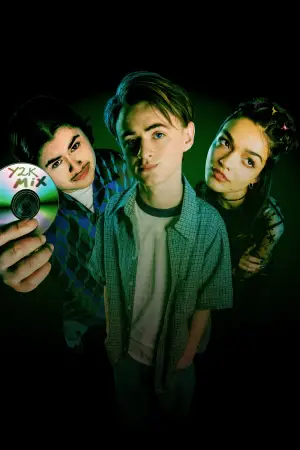 Poster to the movie "Y2K" #604610