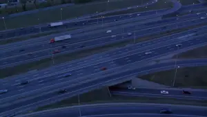 Backdrop to the movie "Crash" #708843