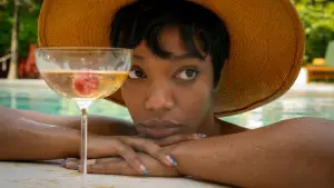 Backdrop to the movie "Blink Twice" #780322