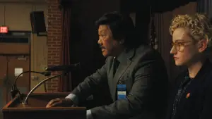 Backdrop to the movie "Weapons" #518914