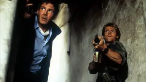 Backdrop to the movie "Clear and Present Danger" #854172