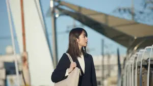 Backdrop to the movie "When Morning Comes, I Feel Empty" #775449