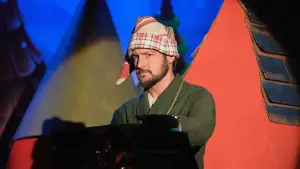 Backdrop to the movie "Three Wiser Men And A Boy" #700355