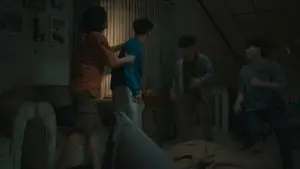 Backdrop to the movie "Alie