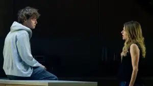 Backdrop to the movie "Next to Normal" #790558