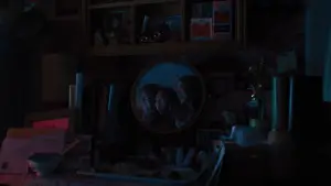 Backdrop to the movie "Everything Everywhere All at Once" #570179