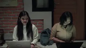 Backdrop to the movie "Chronicles of You" #549435