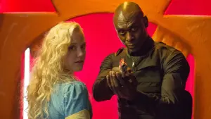 Backdrop to the movie "The Guest" #273399