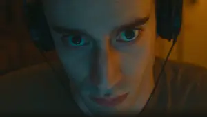 Backdrop to the movie "Lurker" #779548