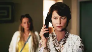 Backdrop to the movie "Swimming Pool" #743710