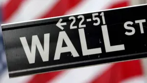 Backdrop to the movie "Inside Job" #333159