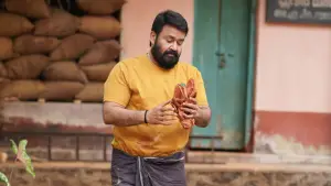 Backdrop to the movie "Thudarum" #719798