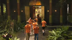 Backdrop to the movie "A Hero