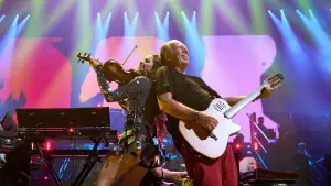 Backdrop to the movie "Hans Zimmer & Friends: Diamond in the Desert" #782346