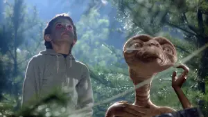 Backdrop to the movie "E.T. the Extra-Terrestrial" #578242