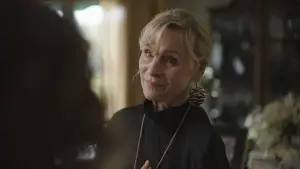 Backdrop to the movie "Everything Must Go" #725057