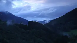 Backdrop to the movie "Lore" #708265