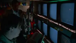 Backdrop to the movie "Sneakers" #672777