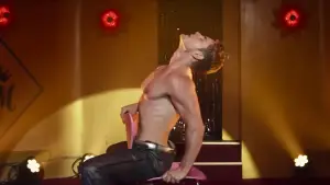 Backdrop to the movie "Bitter Christmas" #763706