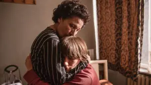 Backdrop to the movie "Crossing" #641246