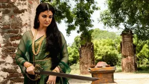 Backdrop to the movie "Ponniyin Selvan: Part II" #399199