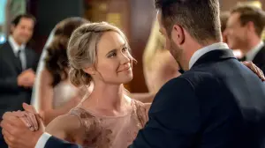 Backdrop to the movie "Love at First Dance" #425166