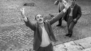 Backdrop to the movie "There’s Still Tomorrow" #532678