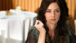 Backdrop to the movie "Wild Target" #289167