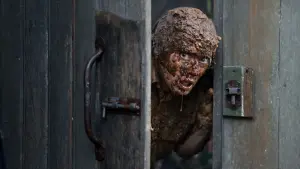 Backdrop to the movie "Headhunters" #230562