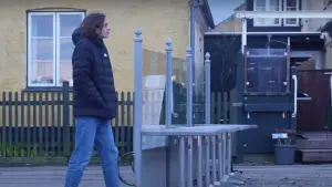 Backdrop to the movie "The Beer" #473769