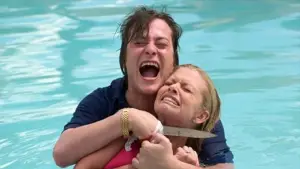 Backdrop to the movie "Cruel World" #644069