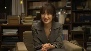 Backdrop to the movie "Like Someone in Love" #386867