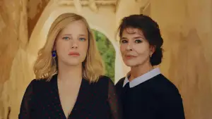 Backdrop to the movie "Island" #790263