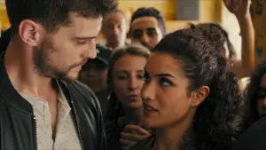 Backdrop to the movie "Break" #694015